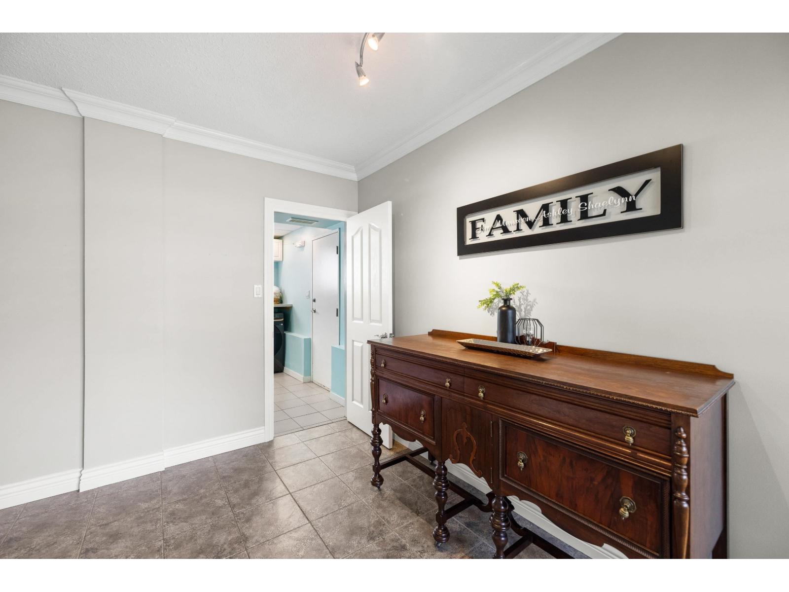 11762 80A Avenue, Delta