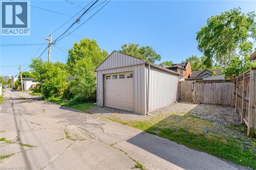 66 CHATHAM Street - 35