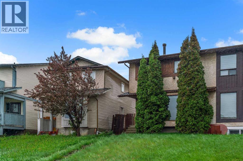 37 Templeby Way NE - 3