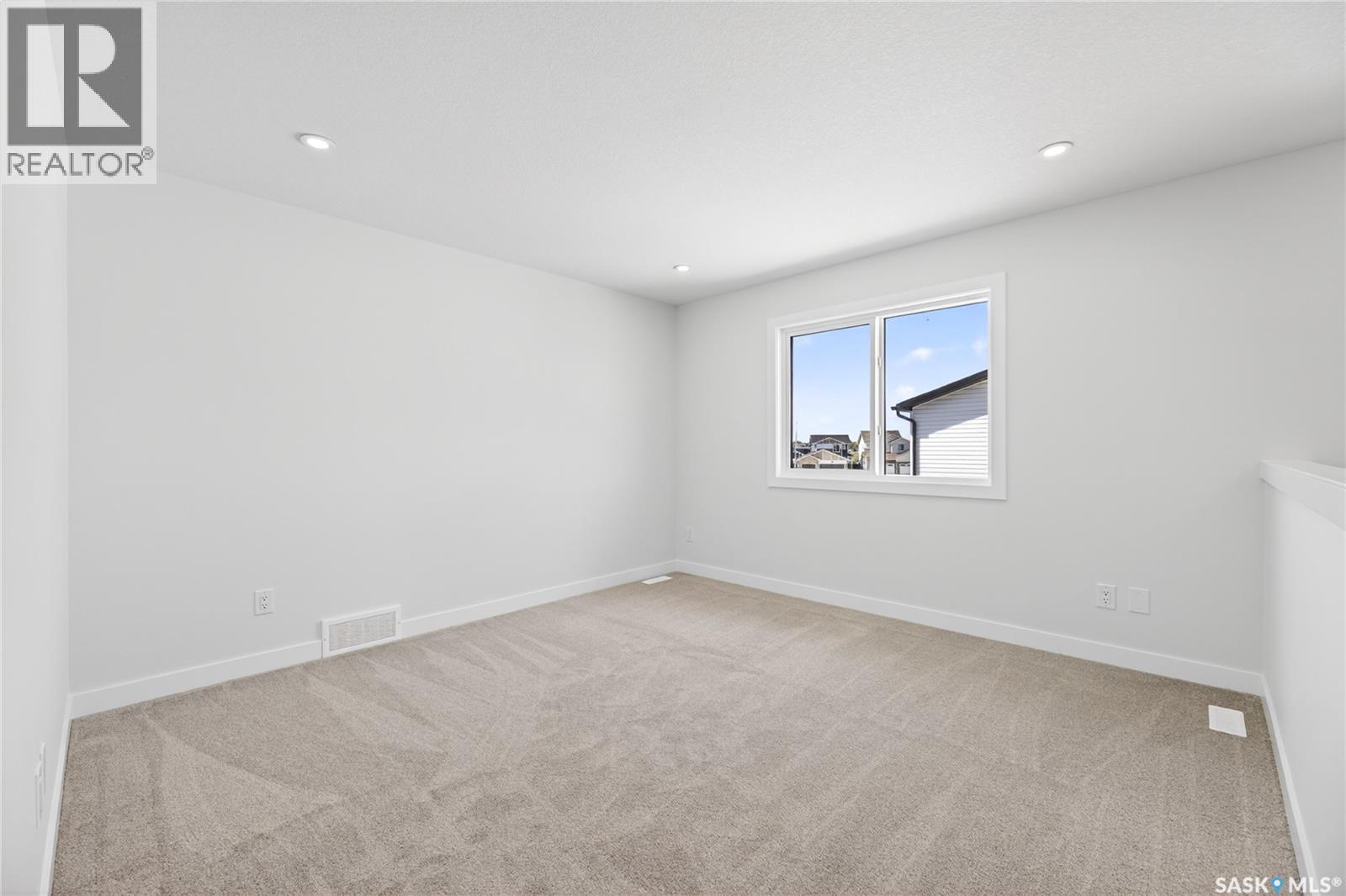 134 Emma CRESCENT - 17