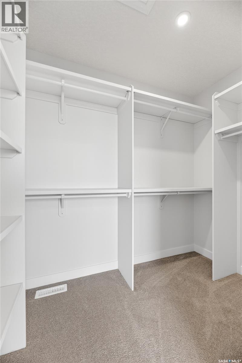 134 Emma CRESCENT - 22