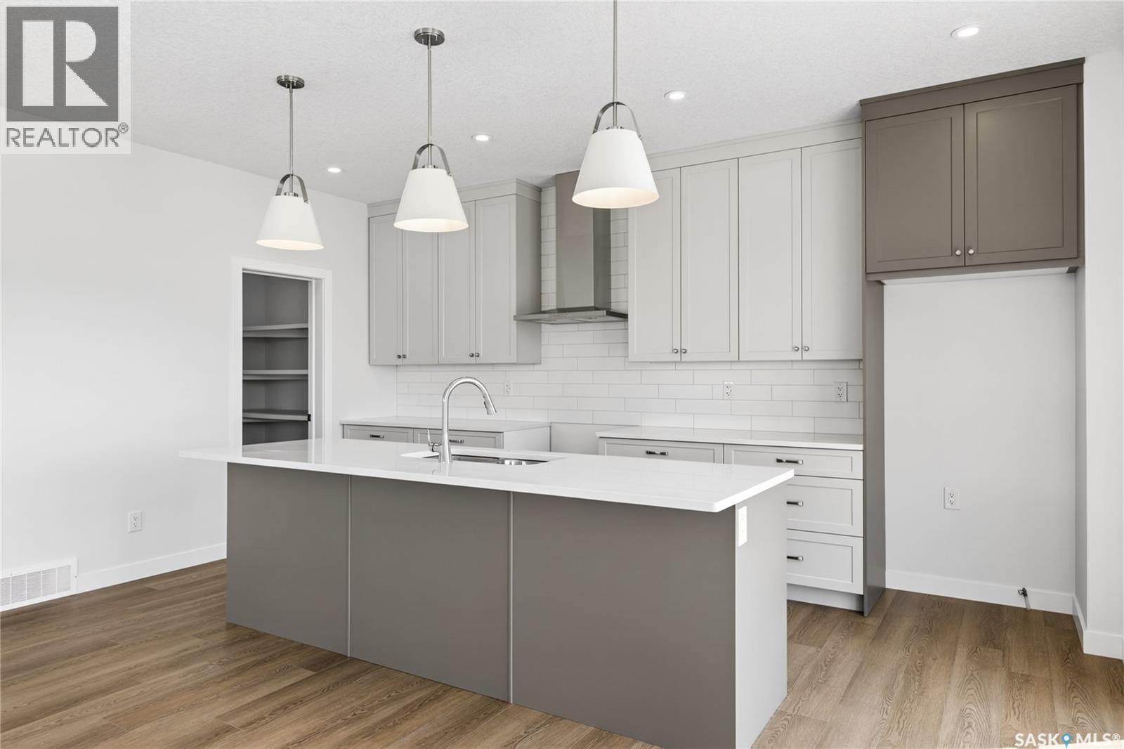 134 Emma CRESCENT - 9