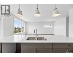 134 Emma Crescent, Martensville, SK S0K2T1 Photo 13