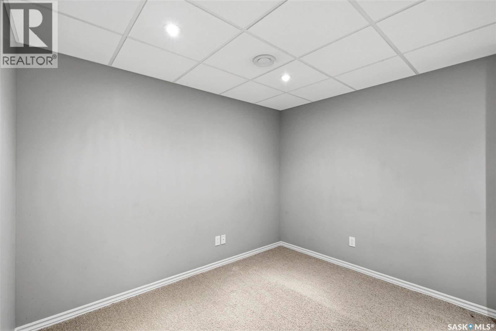 #312 105 Lynd CRESCENT - 24