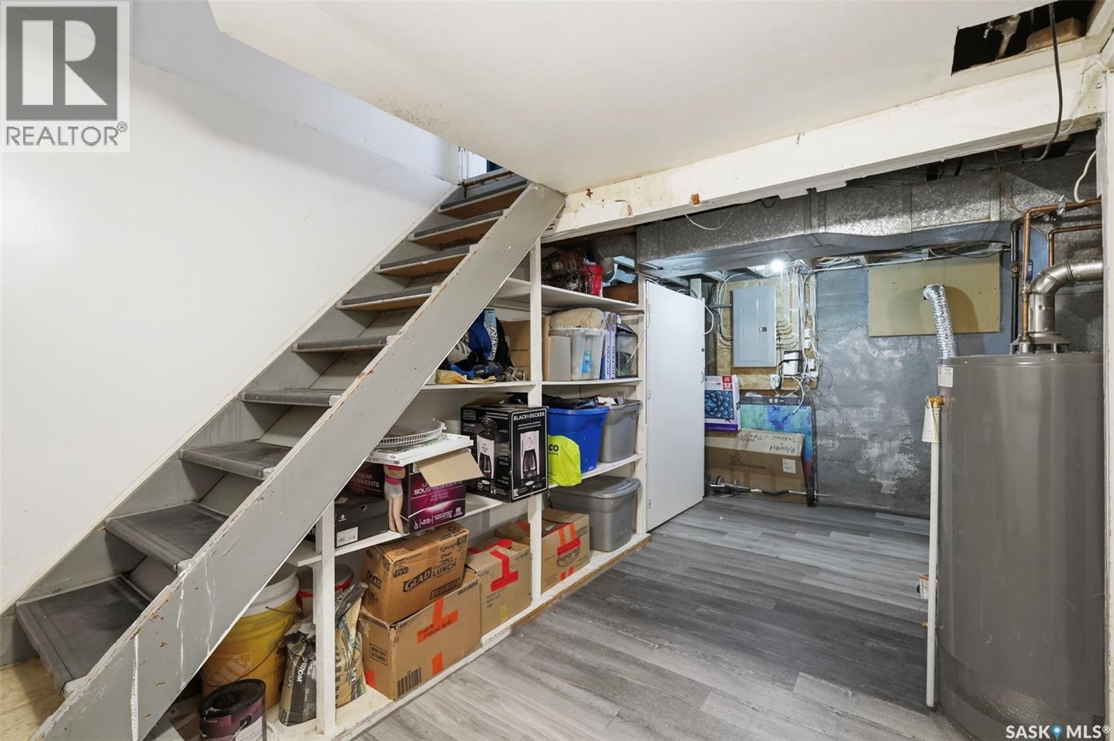 921 H AVENUE N - 21