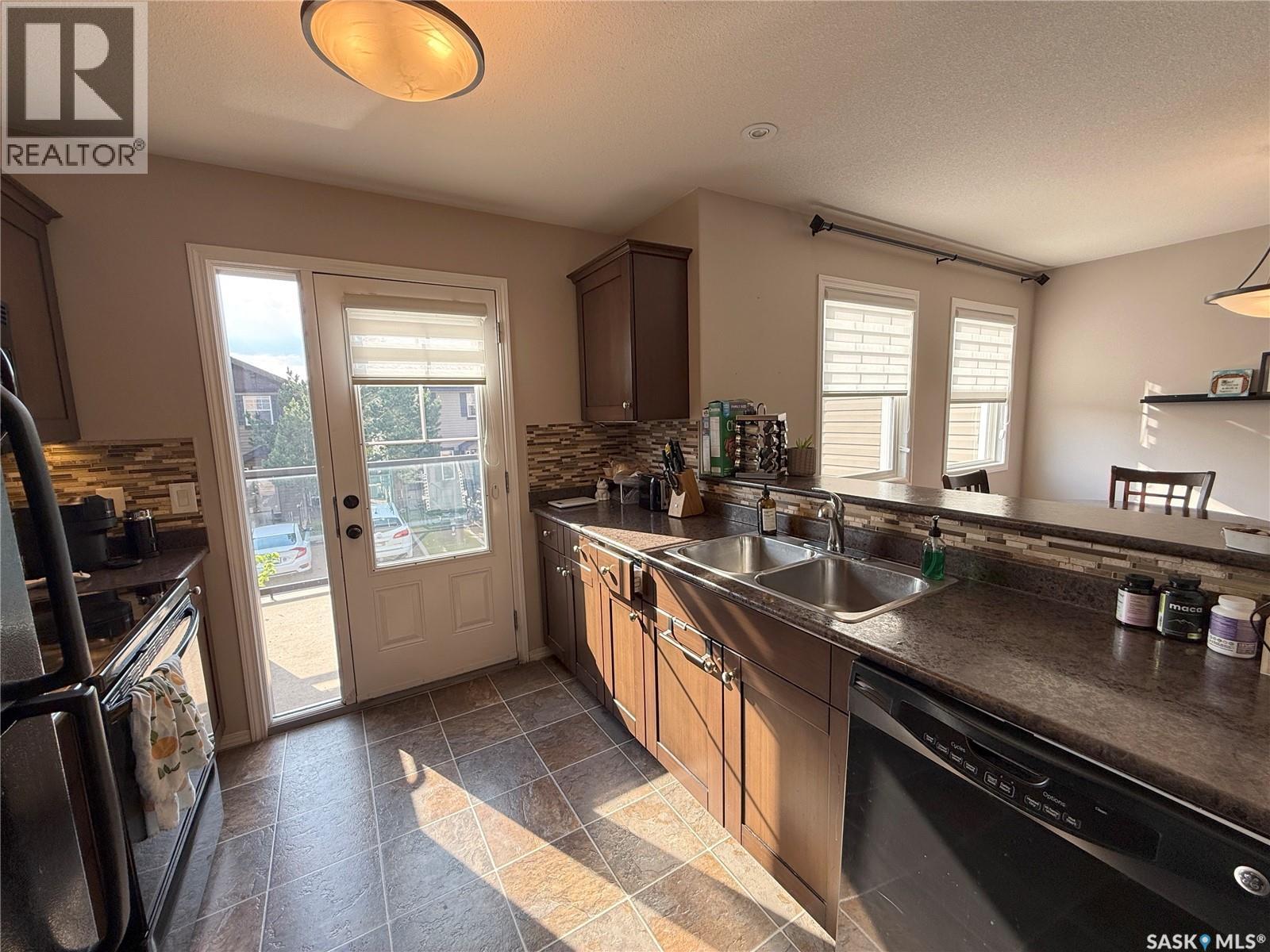 #514 150 Langlois WAY - 15