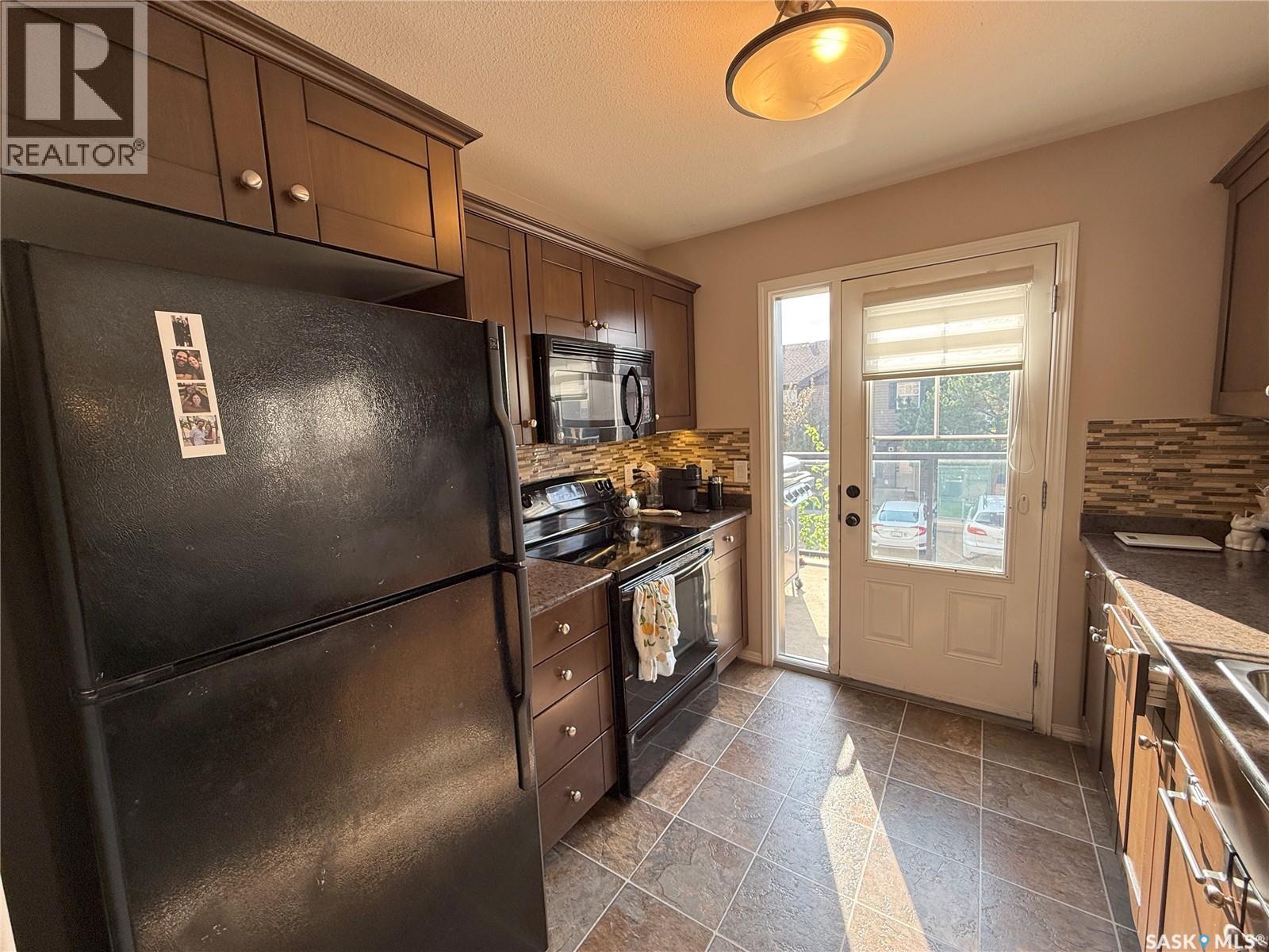 #514 150 Langlois WAY - 16