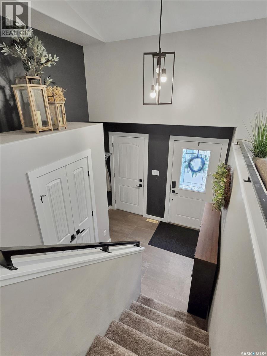216 Willow CRESCENT — photo 18