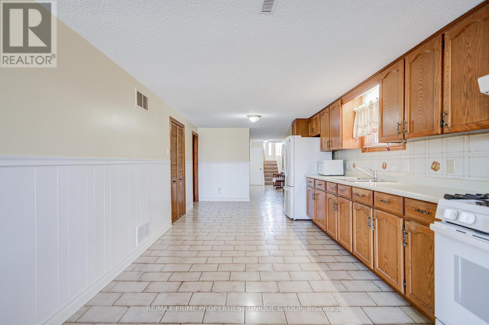 9 CAPSTAN COURT - 40