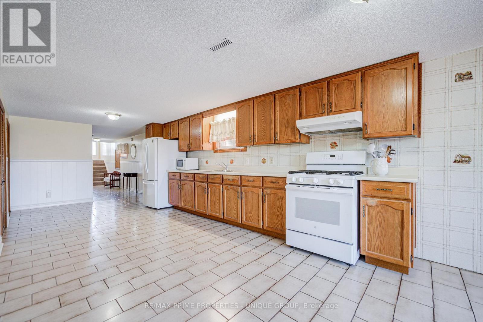 9 CAPSTAN COURT - 41