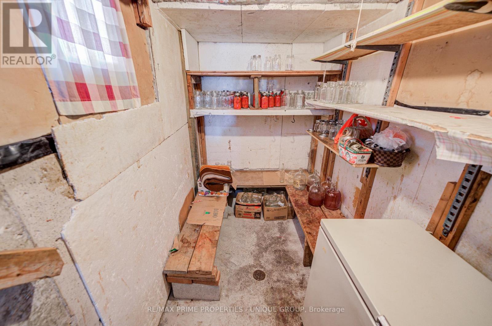 9 CAPSTAN COURT - 43
