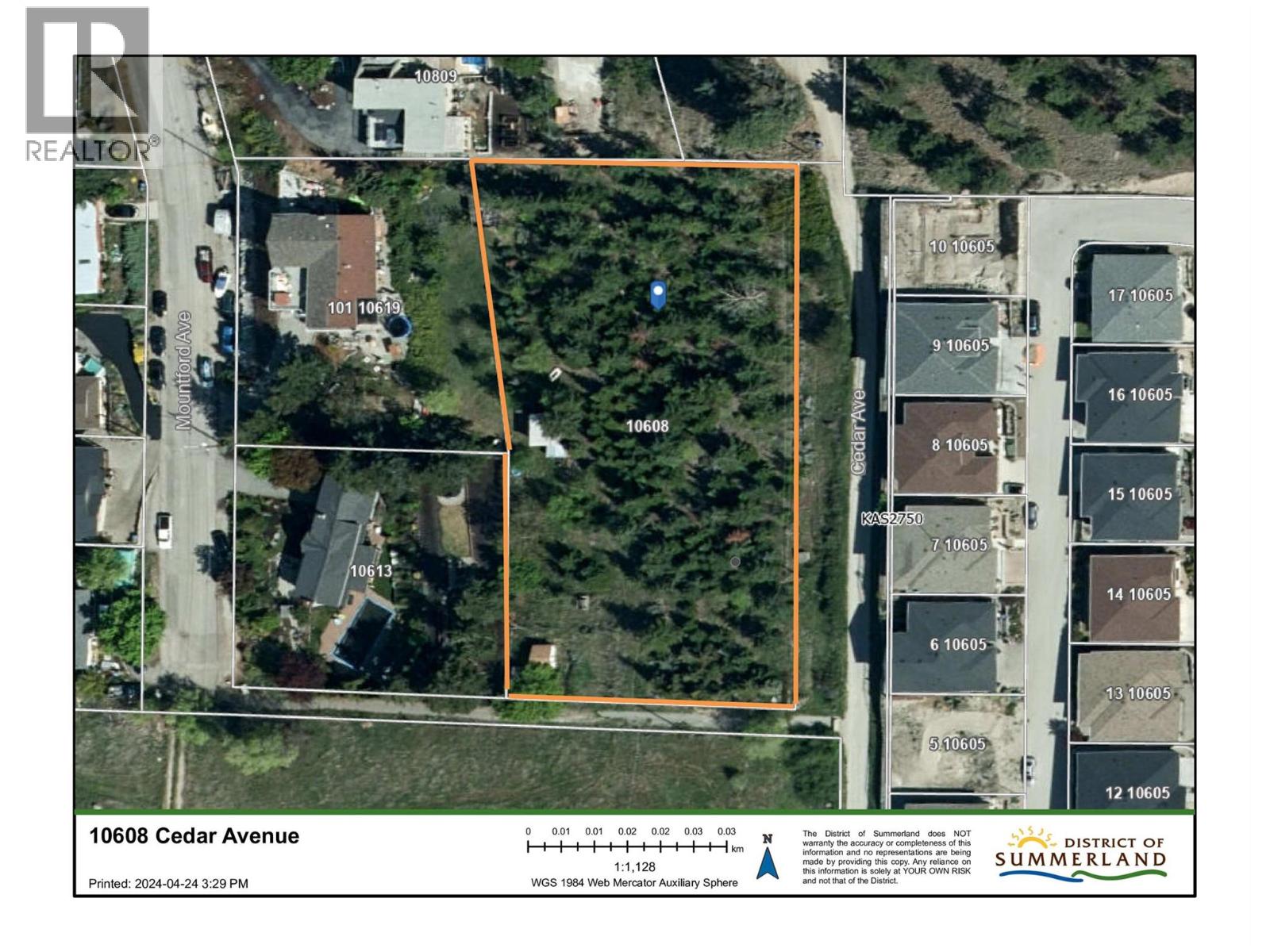 10608 Cedar Avenue, Summerland
