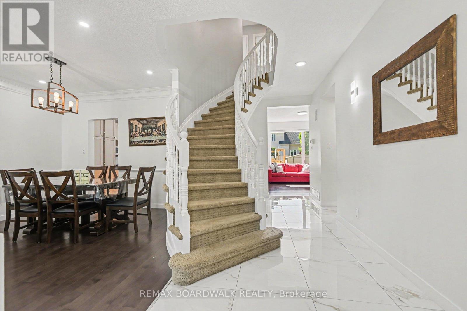 6072 LONGLEAF DRIVE - 6