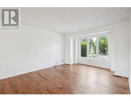 8 Gillespie Crescent, Ottawa, ON K1V9X8 Photo 13