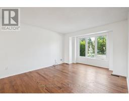 8 Gillespie Crescent, Ottawa, ON K1V9X8 Photo 14
