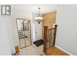 Dining room - 8 Gillespie Crescent, Ottawa, ON K1V9X8 Photo 7