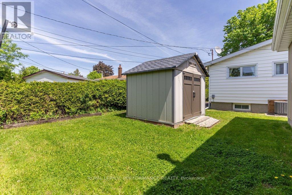 2184 MELFORT STREET - 40