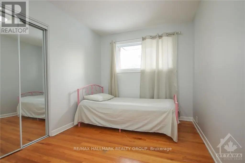 45 HILLIARD AVENUE - 16