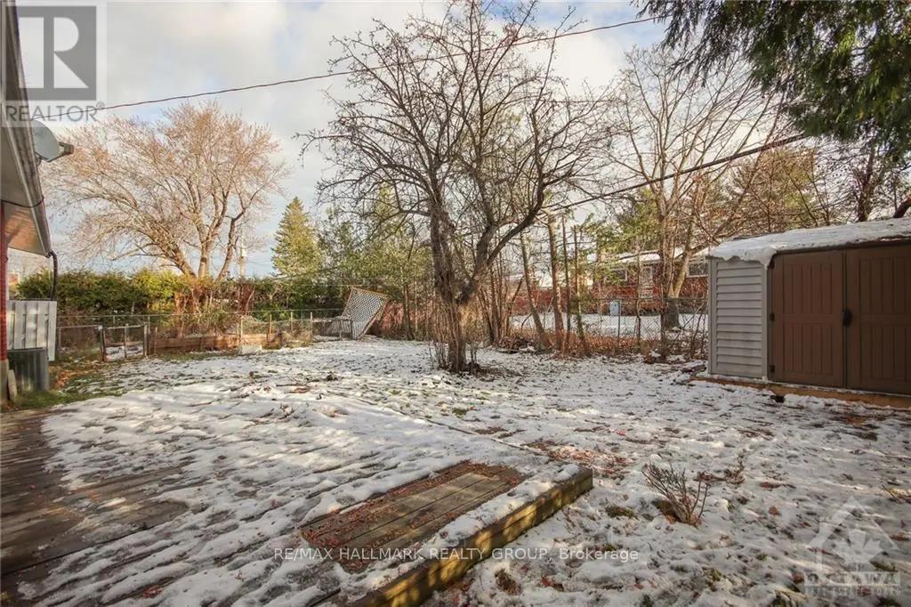 45 HILLIARD AVENUE - 26
