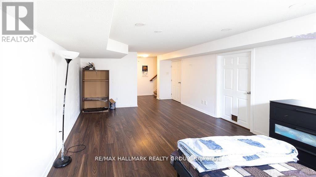 39 CHESAPEAKE CRESCENT - 7
