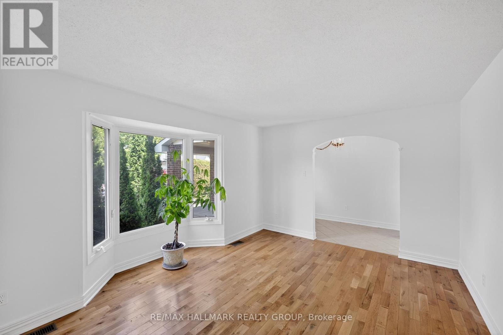 6202 RAVINE WAY - 6