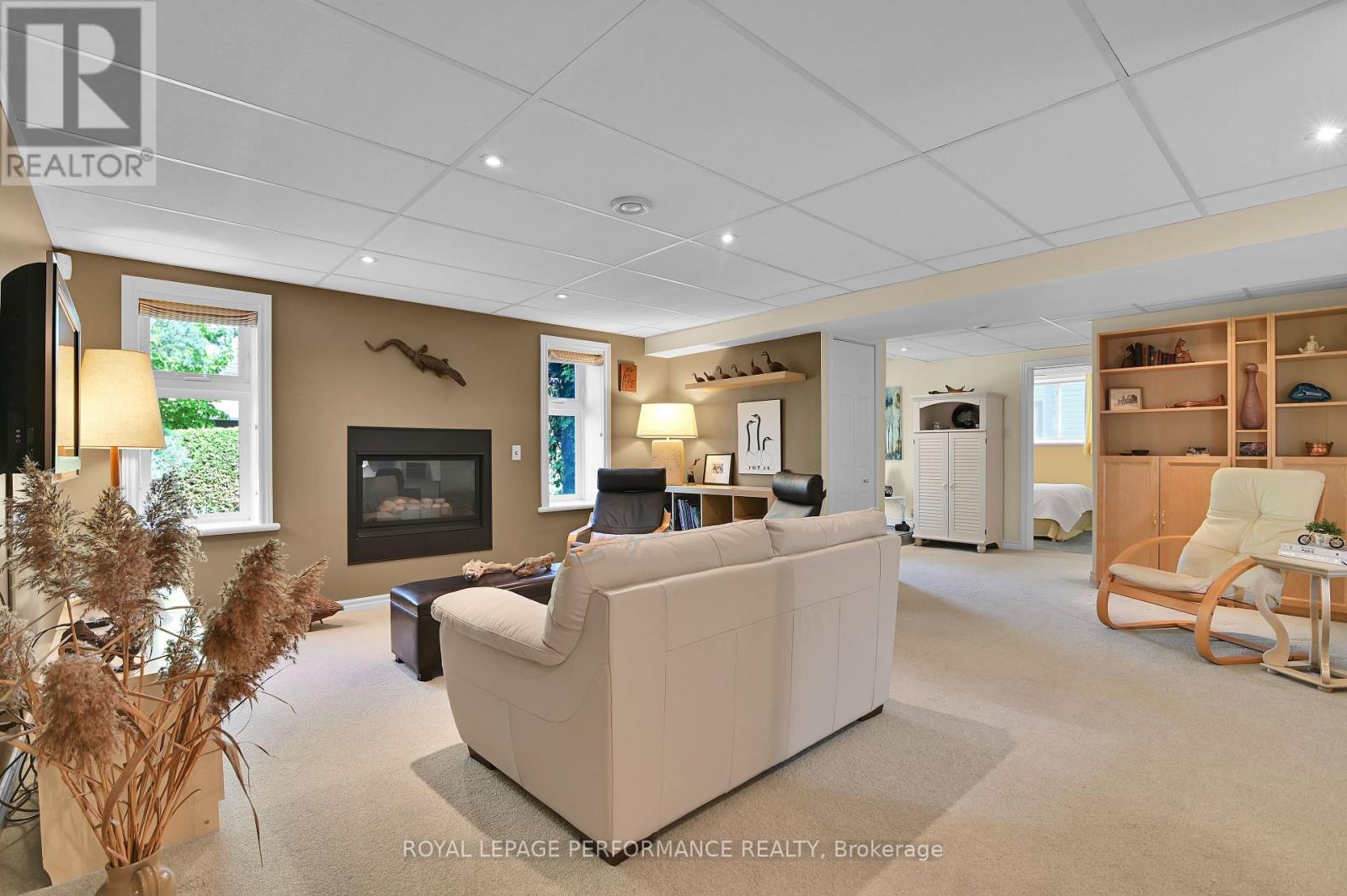 365 JAMIESON STREET - 24