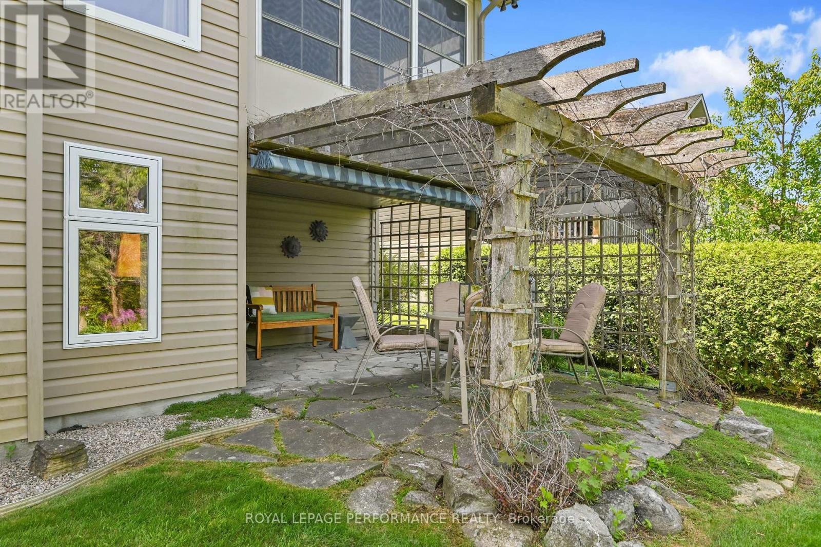 365 JAMIESON STREET - 33