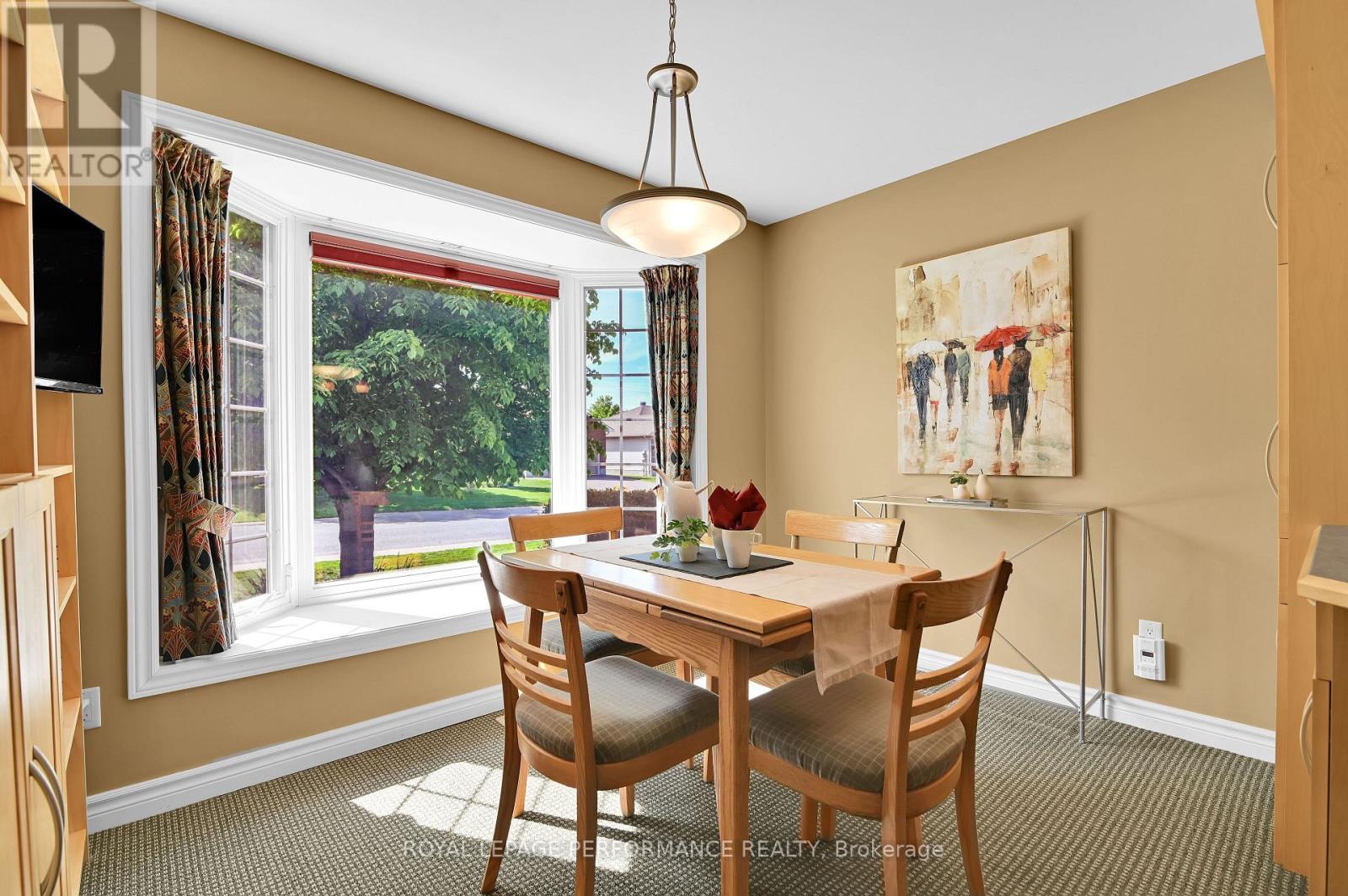 365 JAMIESON STREET - 6