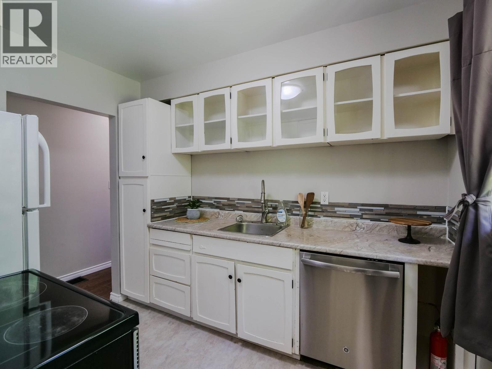 540 NASON STREET - 7