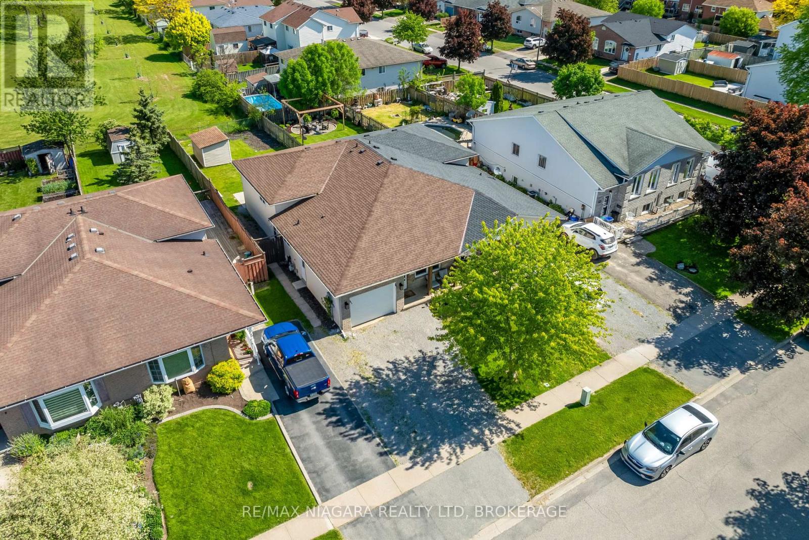 7 HILLCREST ROAD - 30