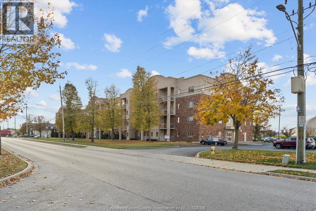 #115 5995 ELLIS STREET - 2