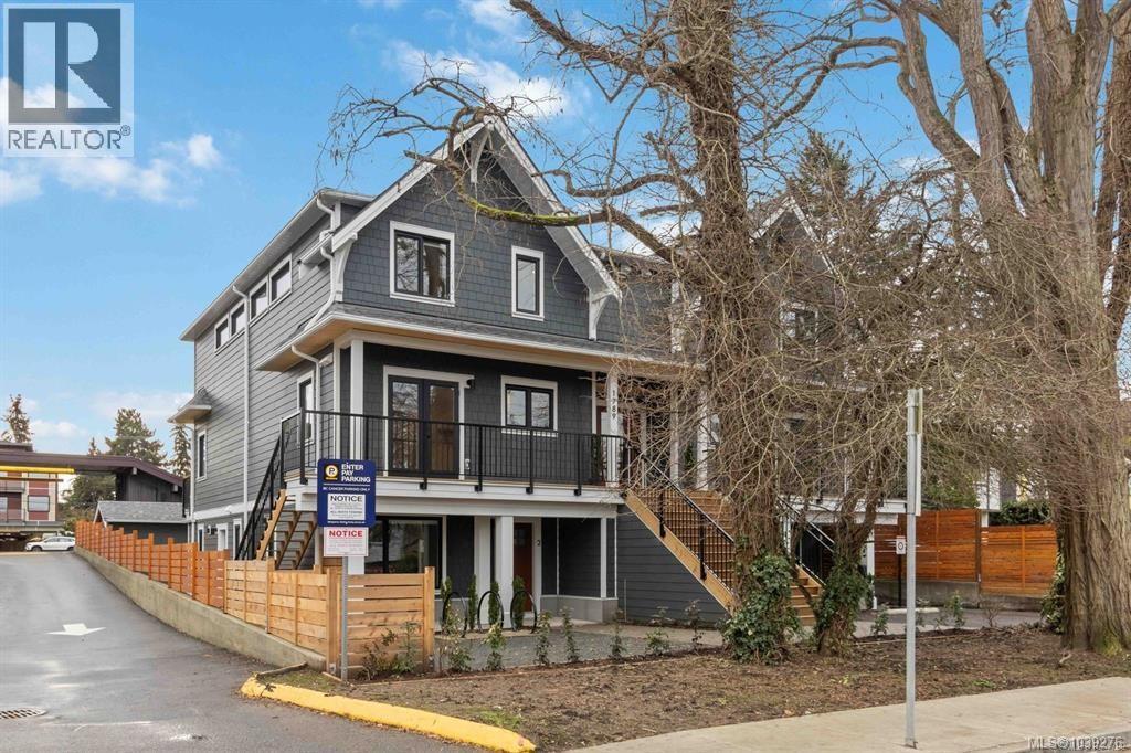 6 1789 Emerson Street, Victoria