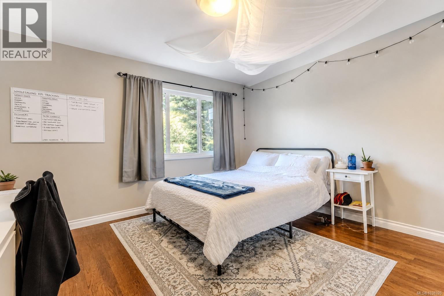  1736 Cedar Hill Cross Road, Saanich