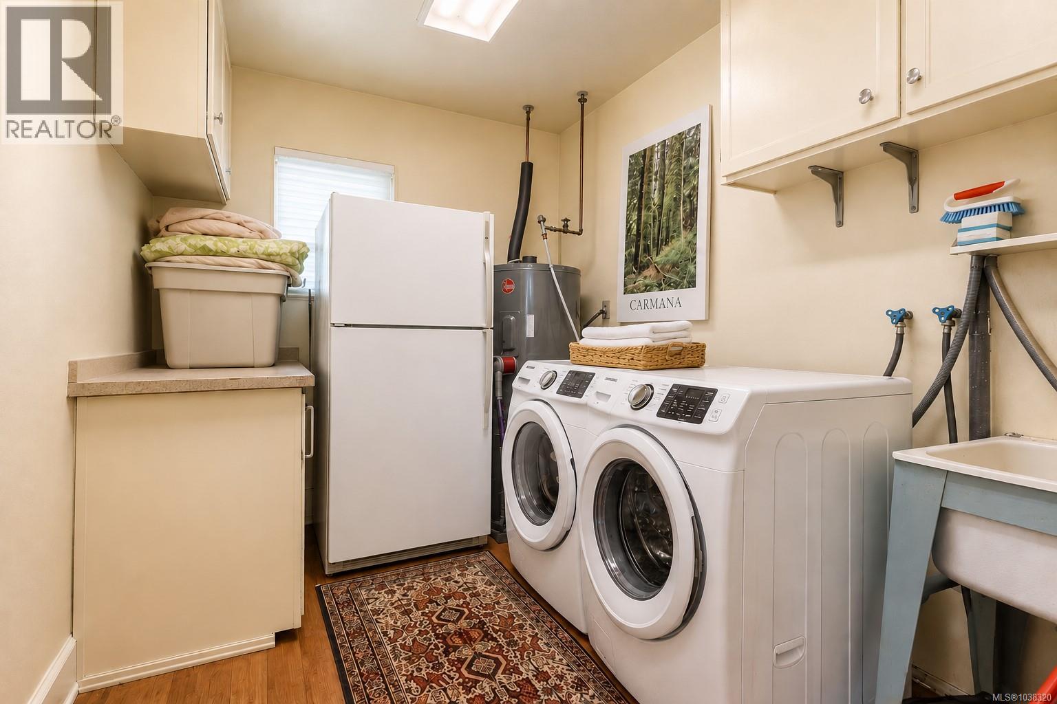  1736 Cedar Hill Cross Road, Saanich