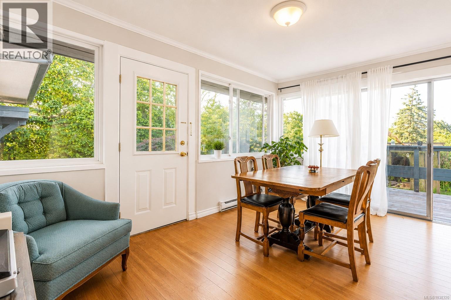  1736 Cedar Hill Cross Road, Saanich