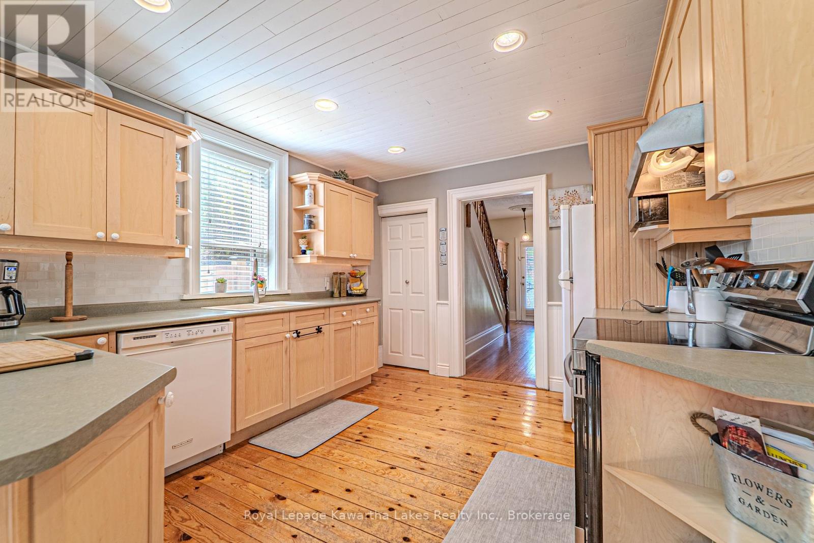 15475 SIMCOE STREET - 26