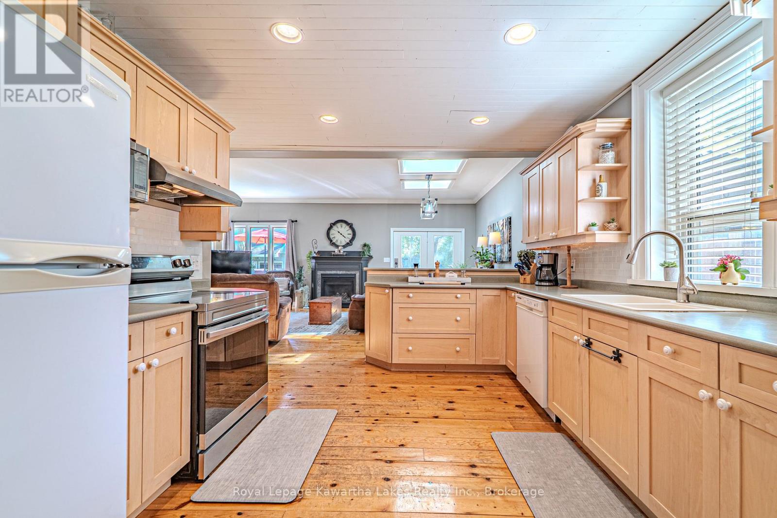 15475 SIMCOE STREET - 27