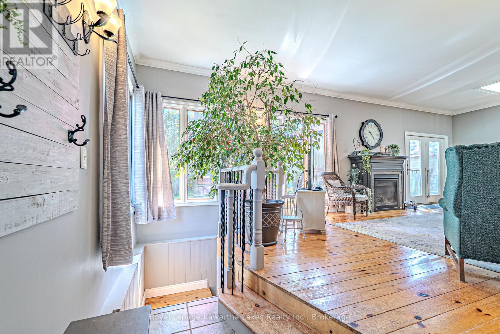 15475 SIMCOE STREET - 28