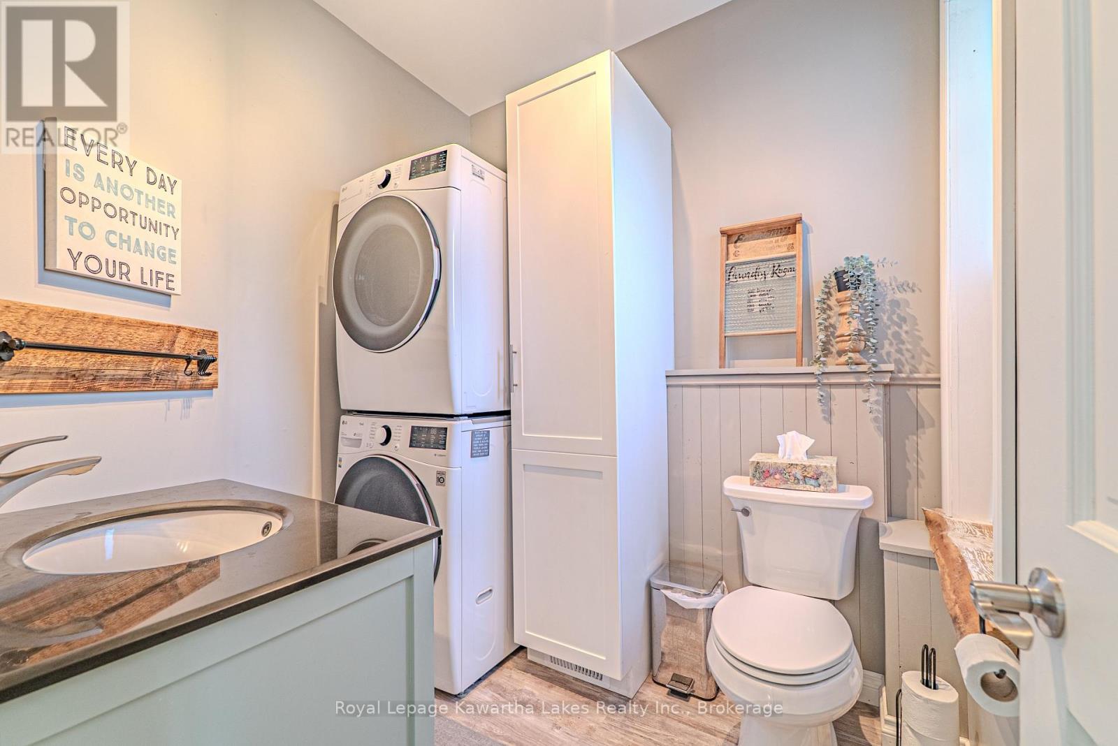15475 SIMCOE STREET - 29