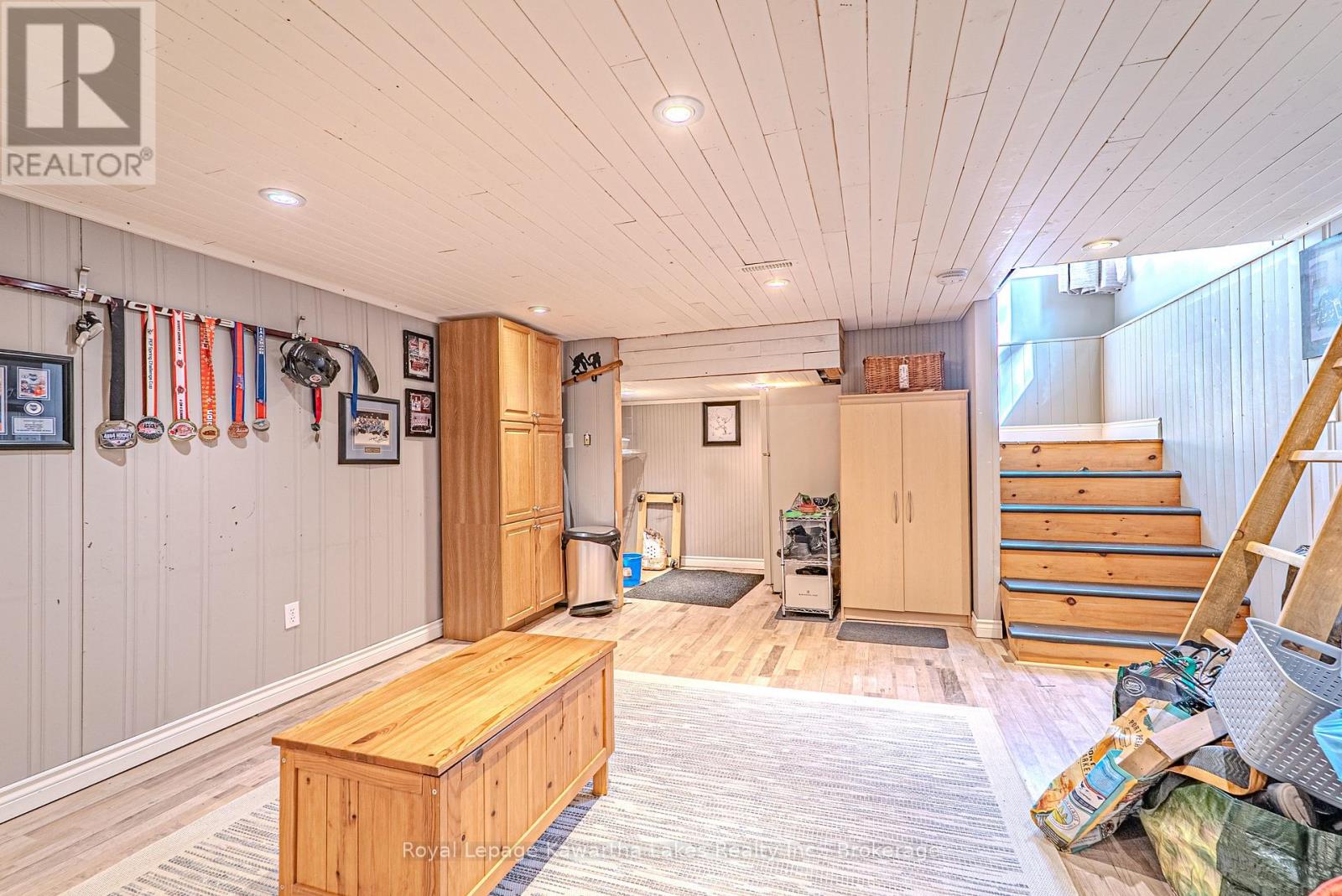 15475 SIMCOE STREET - 39