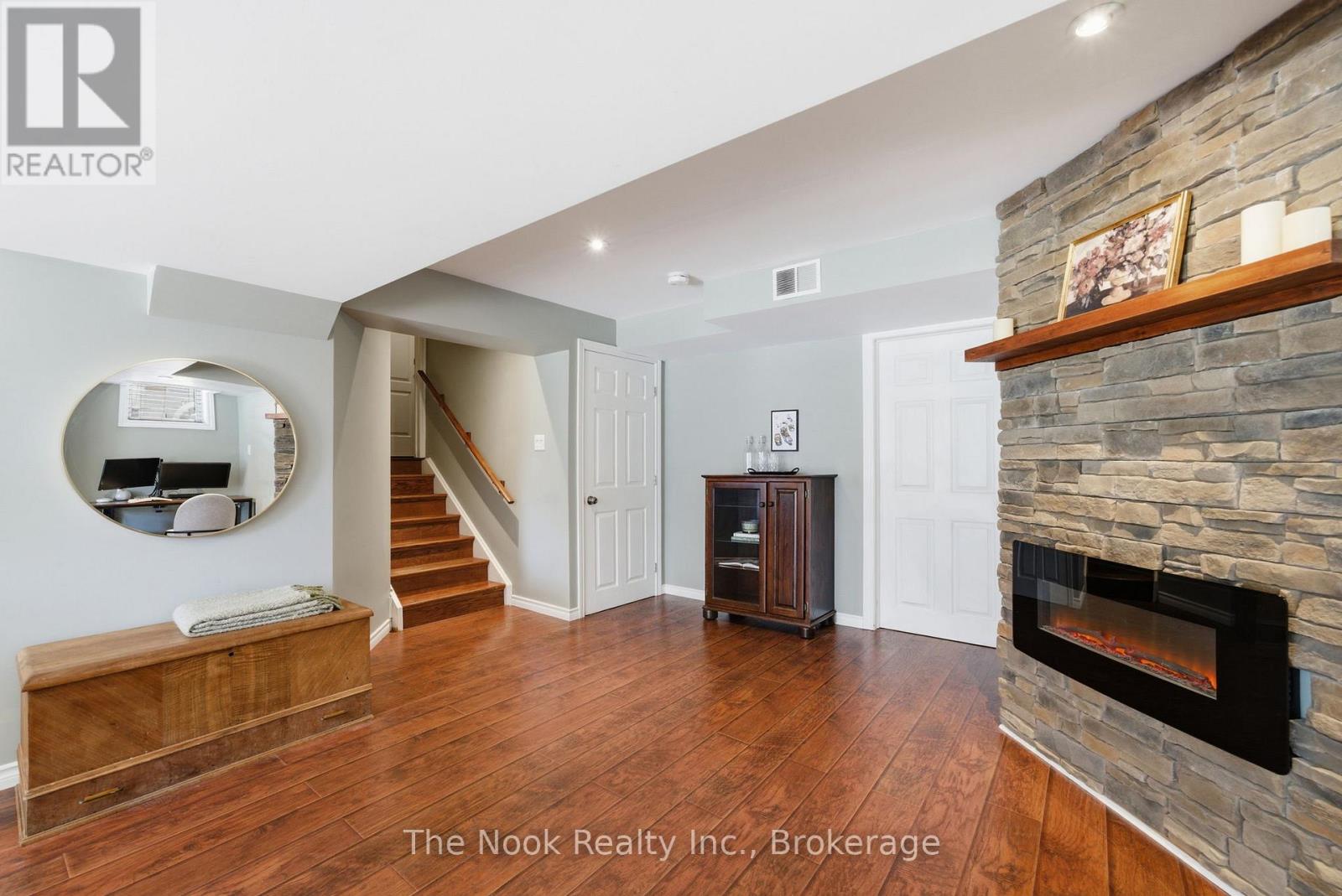 337 BONS AVENUE - 39