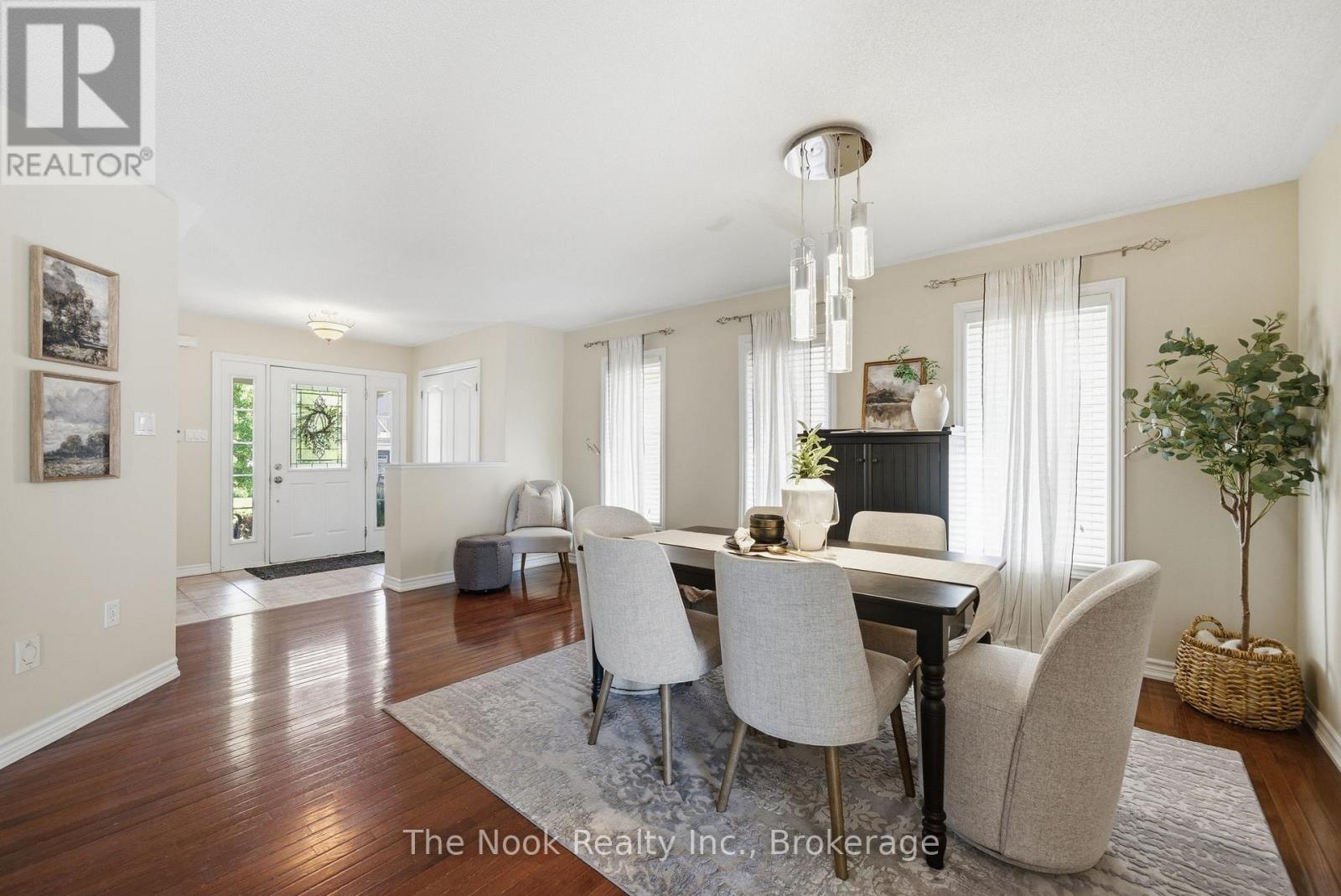 337 BONS AVENUE - 7