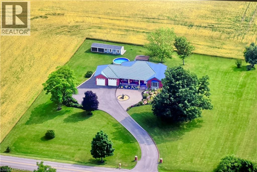6-bedroom home for sale at 3810 RIVER Road, Caledonia ON · photo 3 of 49