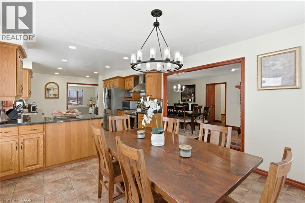 6-bedroom home for sale at 3810 RIVER Road, Caledonia ON · photo 9 of 49