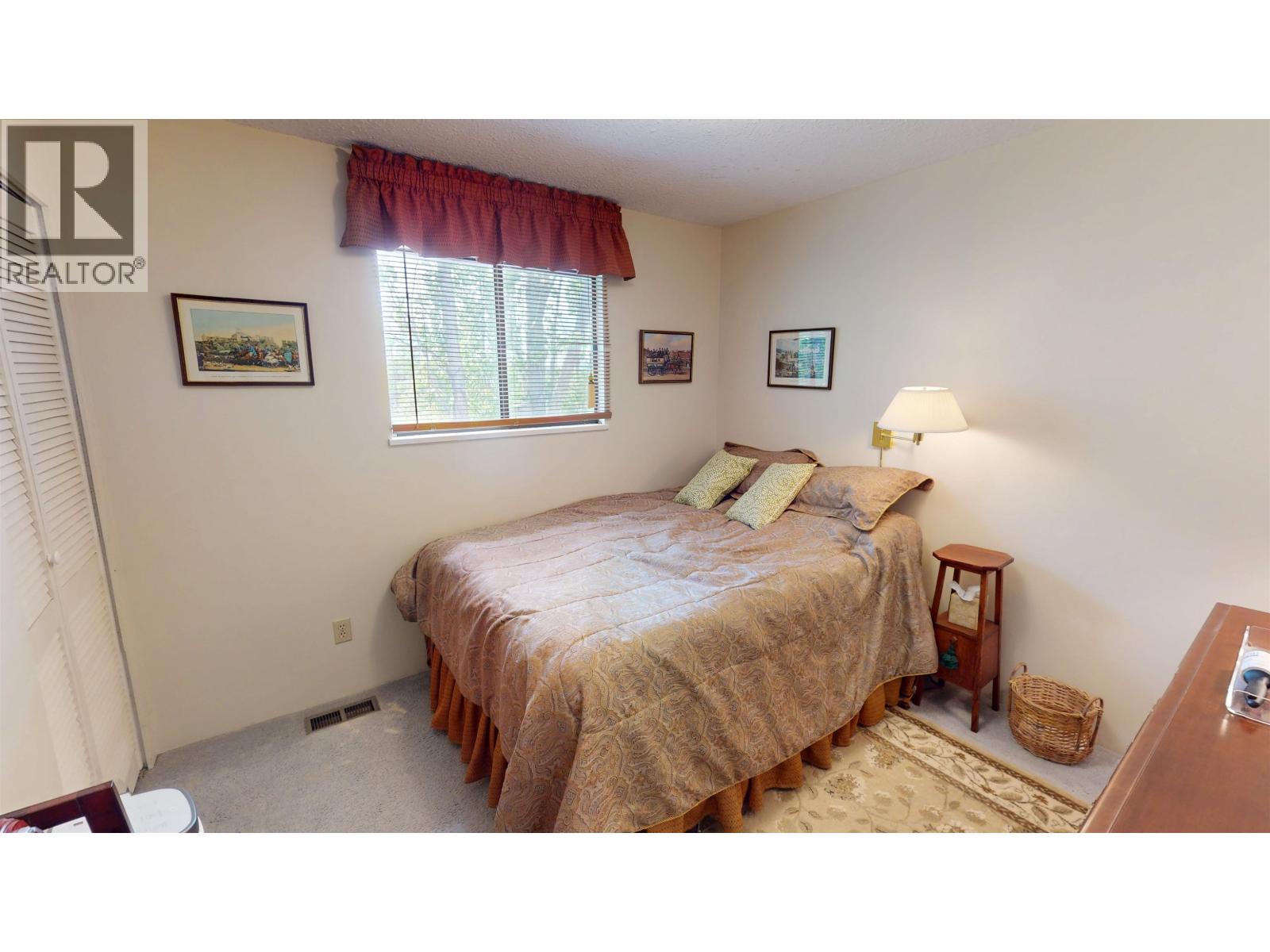 378 THOMPSON ROAD - 28