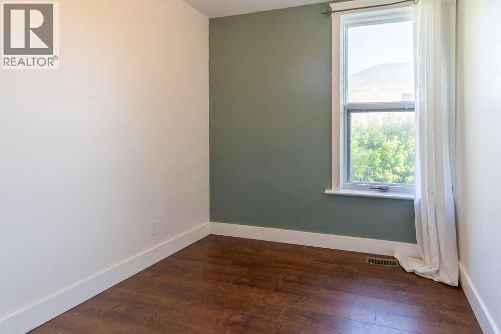 8 N 2 Street W — photo 23