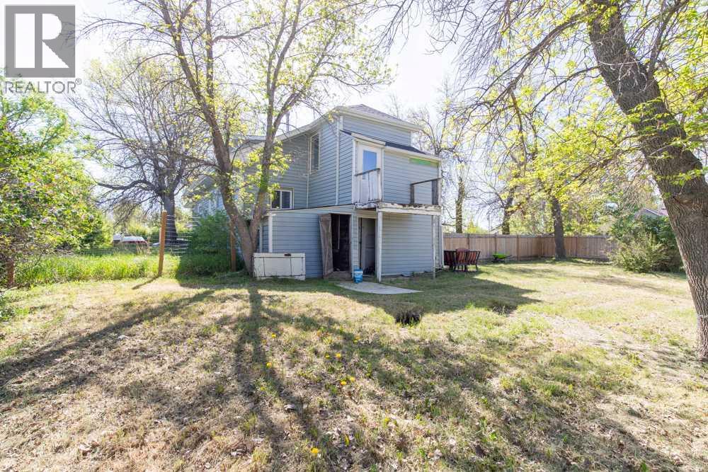 8 N 2 Street W — photo 41
