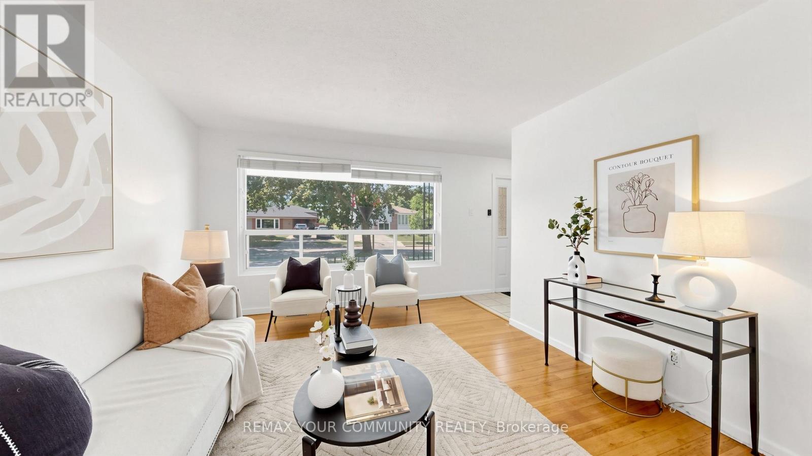 23 LESGAY CRESCENT - 6