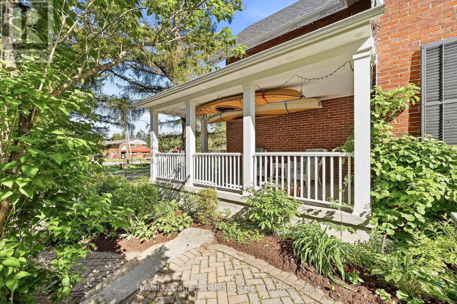 65 PRINCE EDWARD STREET - 10