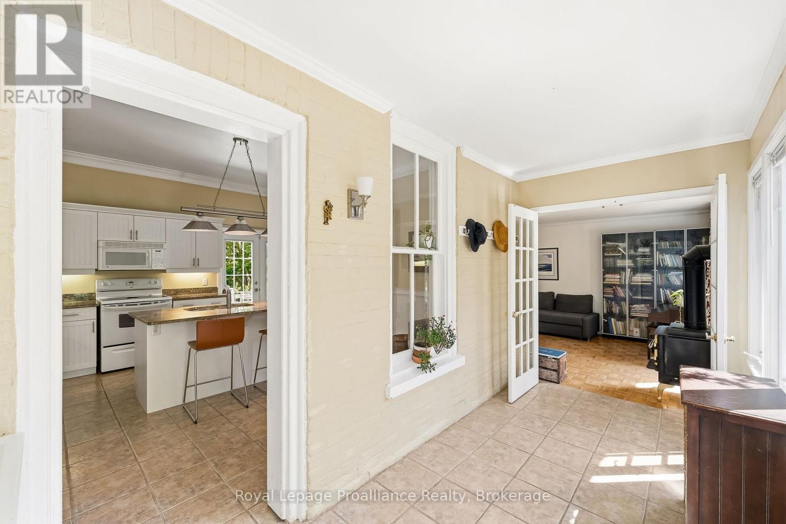 65 PRINCE EDWARD STREET - 26
